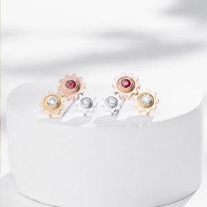 FROST DIAM Gear 18K Diamond Earrings